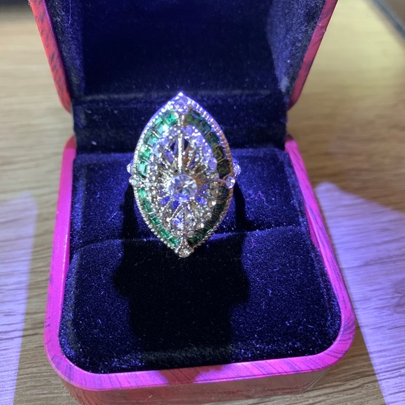 STERLING EMERALD DIAMOND RING - Picture 7 of 9